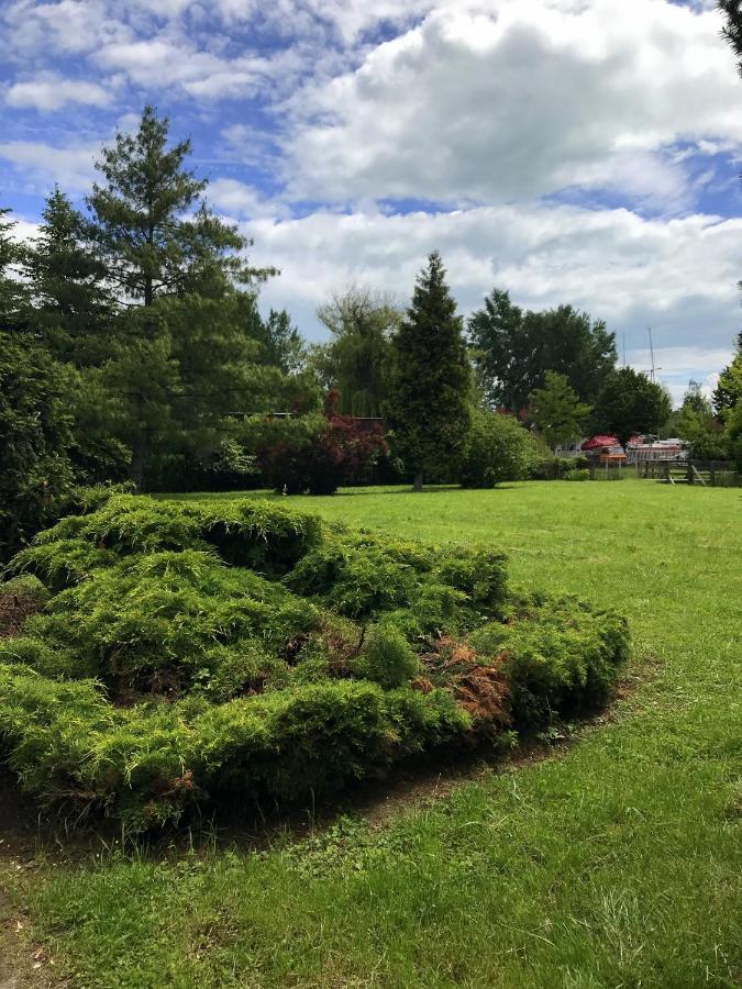 Fuz Apartman Balatonfůzfő Esterno foto