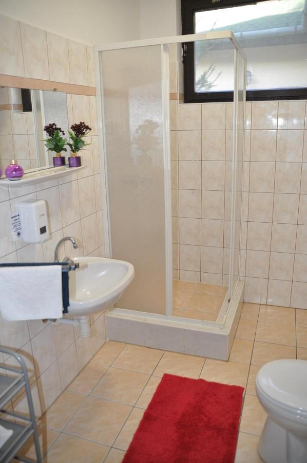 Fuz Apartman Balatonfůzfő Esterno foto