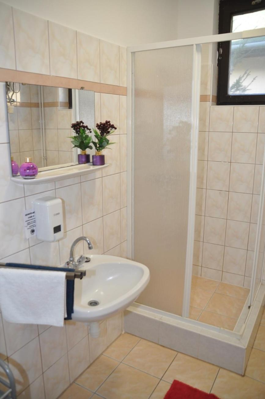 Fuz Apartman Balatonfůzfő Esterno foto